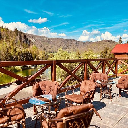 Hotel Raj Дединки Екстериор снимка