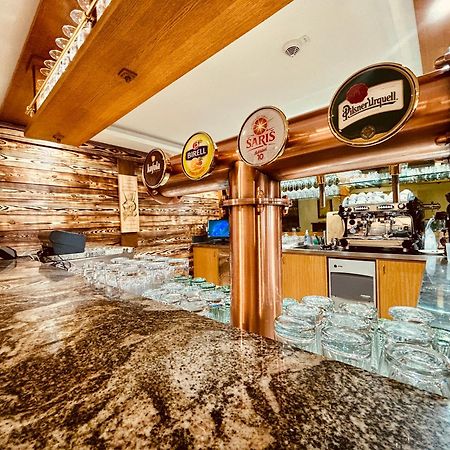 Hotel Raj Дединки Екстериор снимка