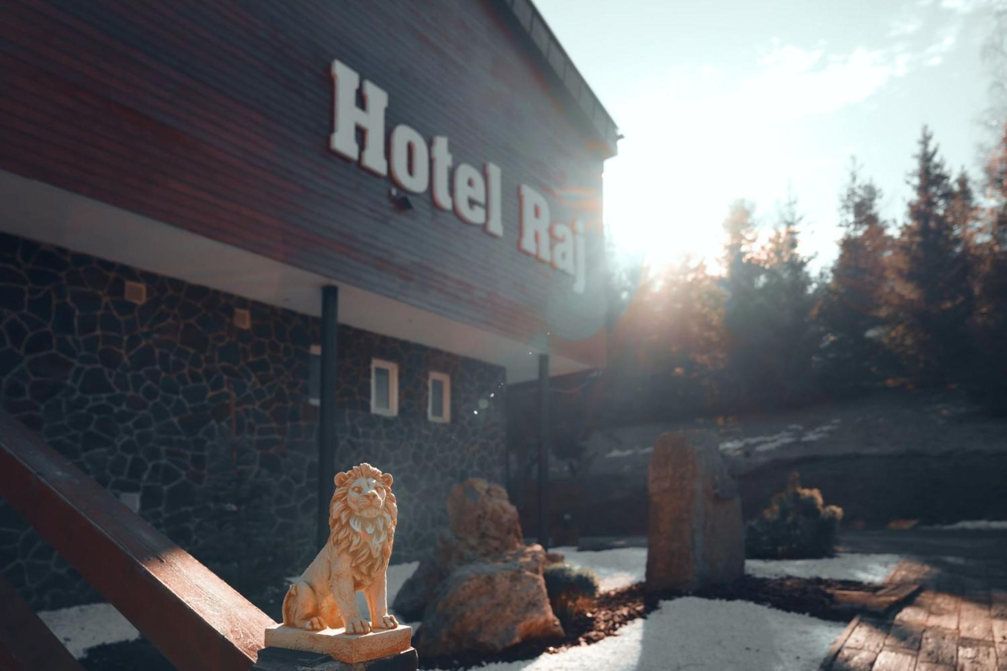 Hotel Raj Дединки Екстериор снимка