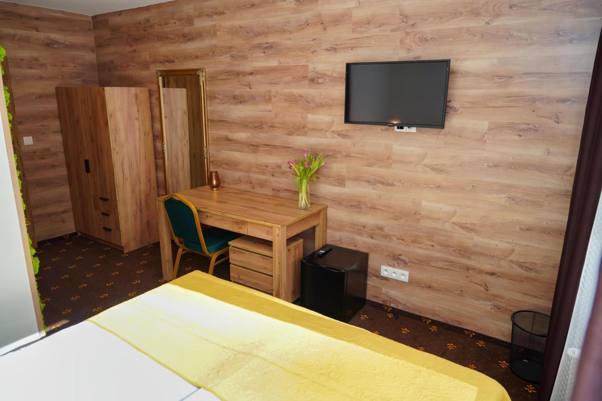 Hotel Raj Дединки Екстериор снимка