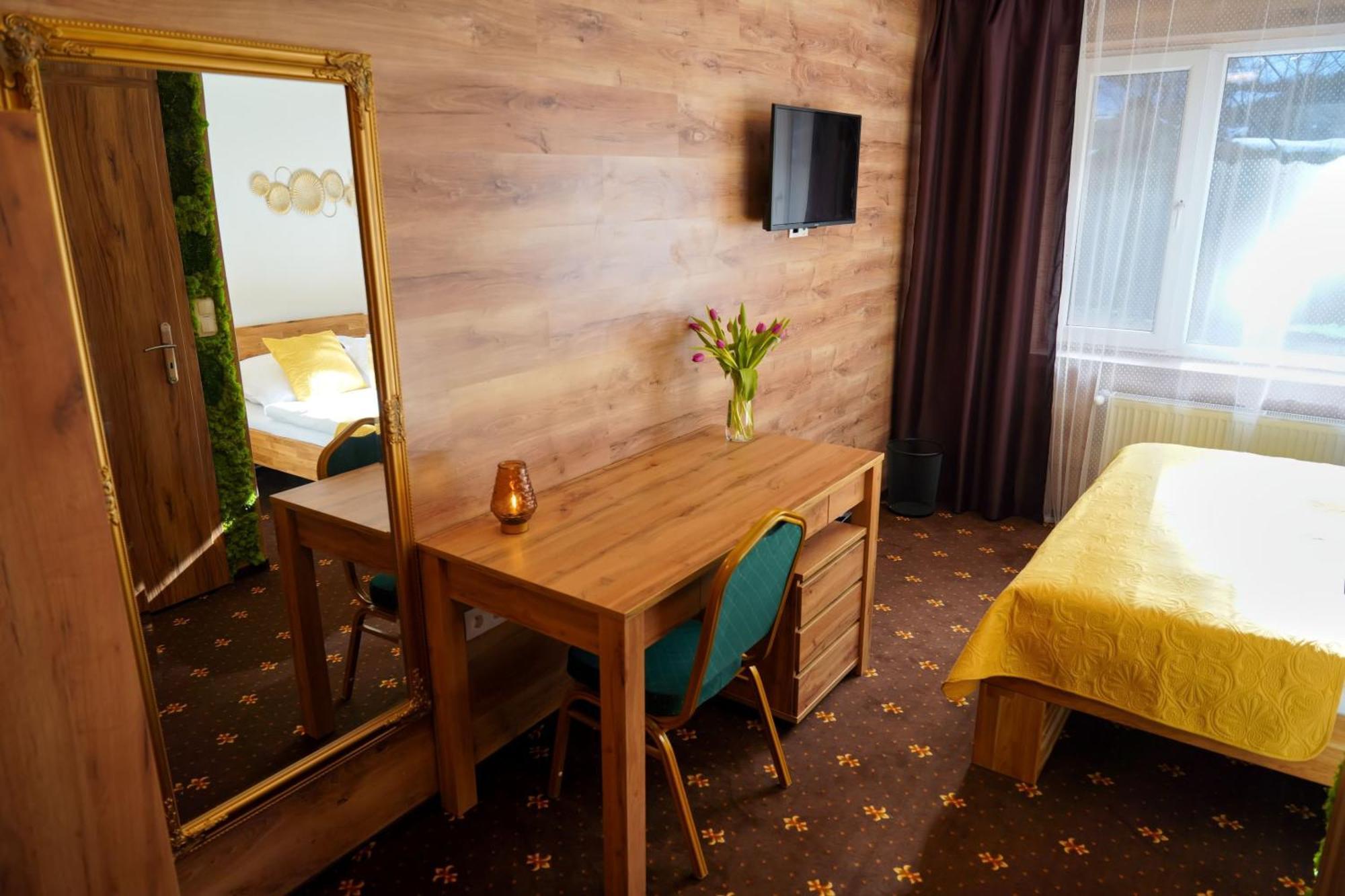 Hotel Raj Дединки Екстериор снимка