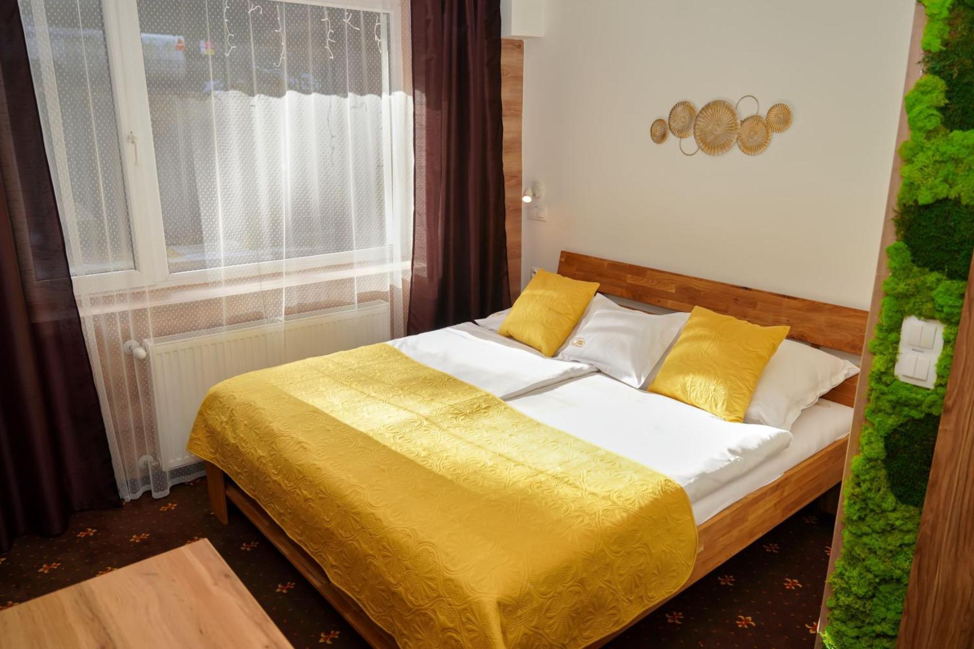 Hotel Raj Дединки Екстериор снимка